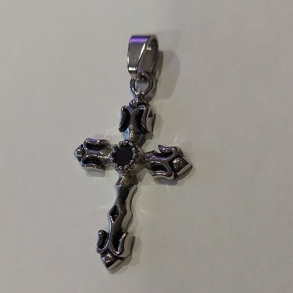 Silver Gothic Cross Pendant Jewelry - Picture 1 of 5